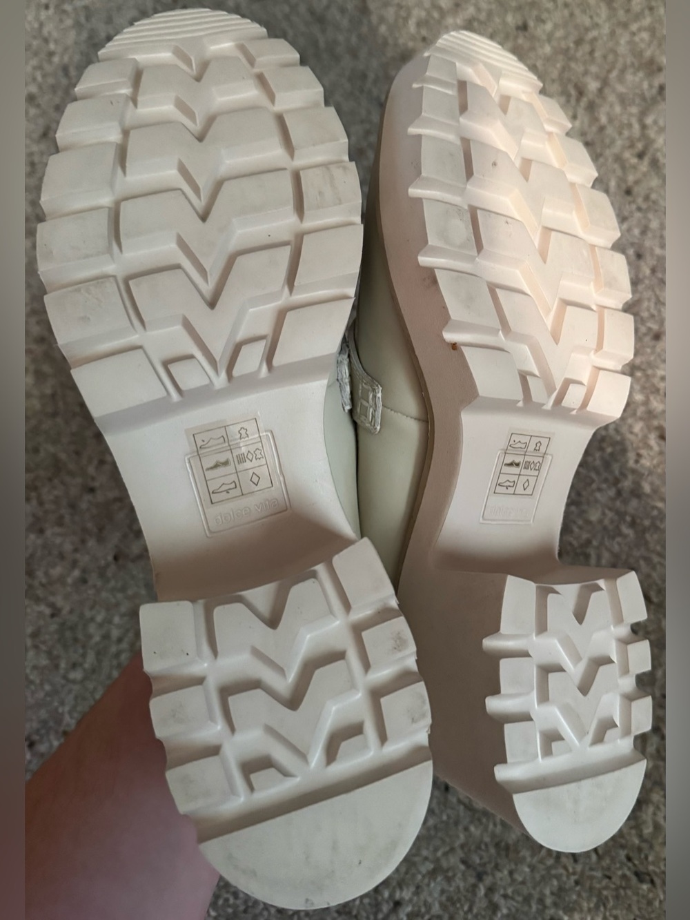 Dolce Vita Halona Loafers in Ivory Leather - Picture 4 of 5
